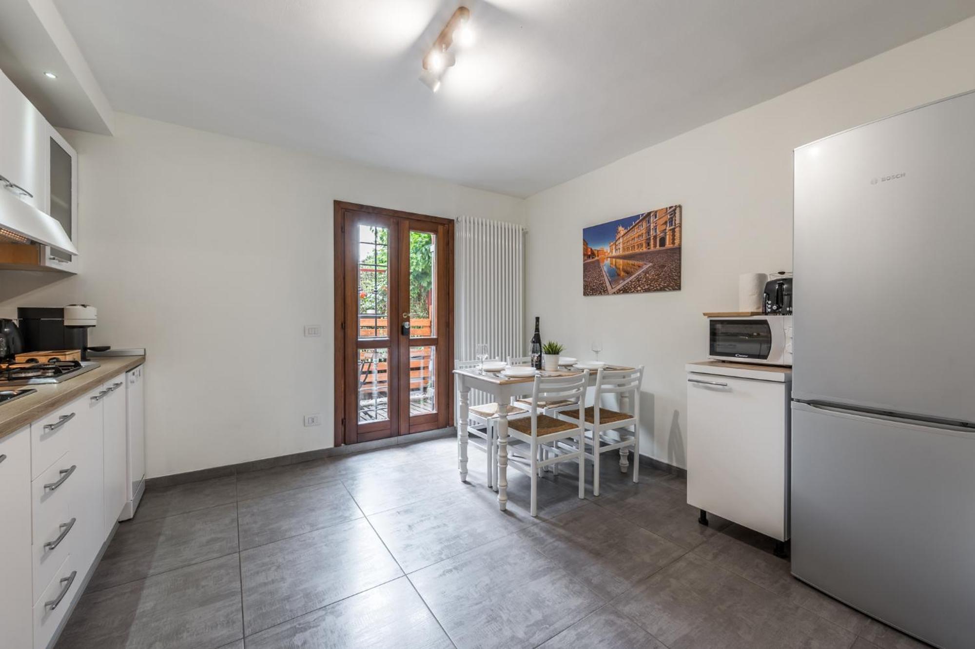 Modena Al Mulein - 2 Passi Dal Centro Con Parcheggio Apartamento Exterior foto